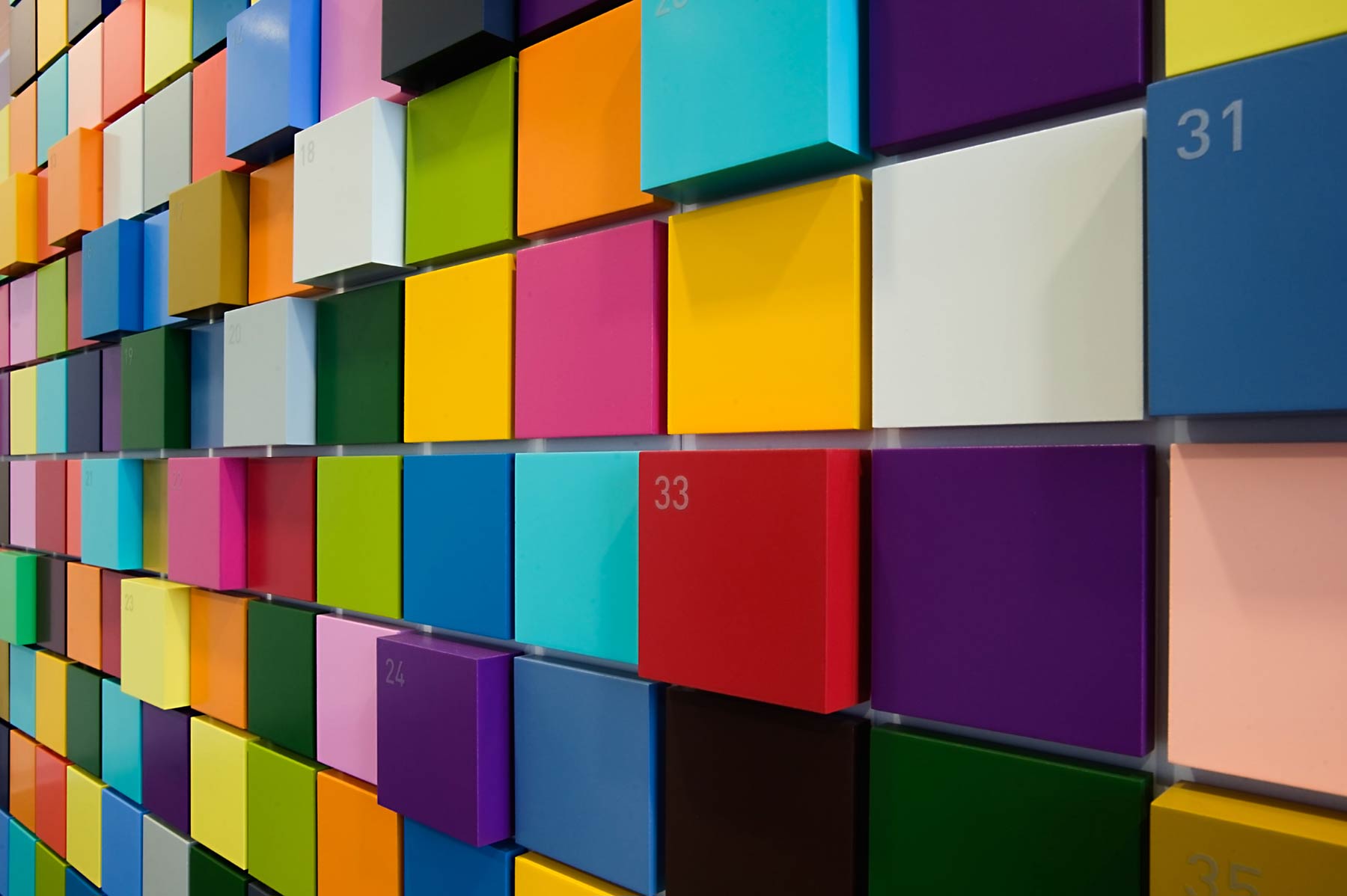 Sanierung Umnutzung von Lagerflächen in ein Museum für moderne Kunst Farbwürfel