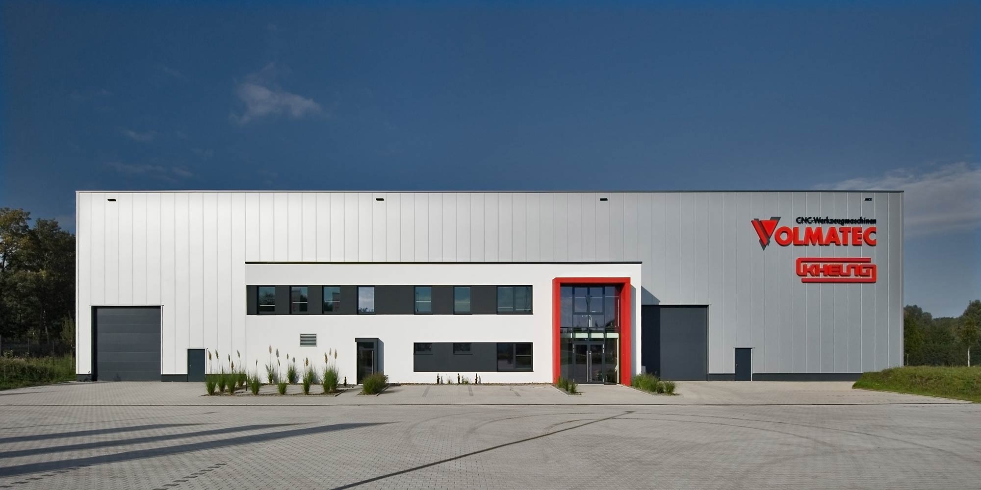 Industrie Neubau Ausstellungsbegäude Witten Eingang