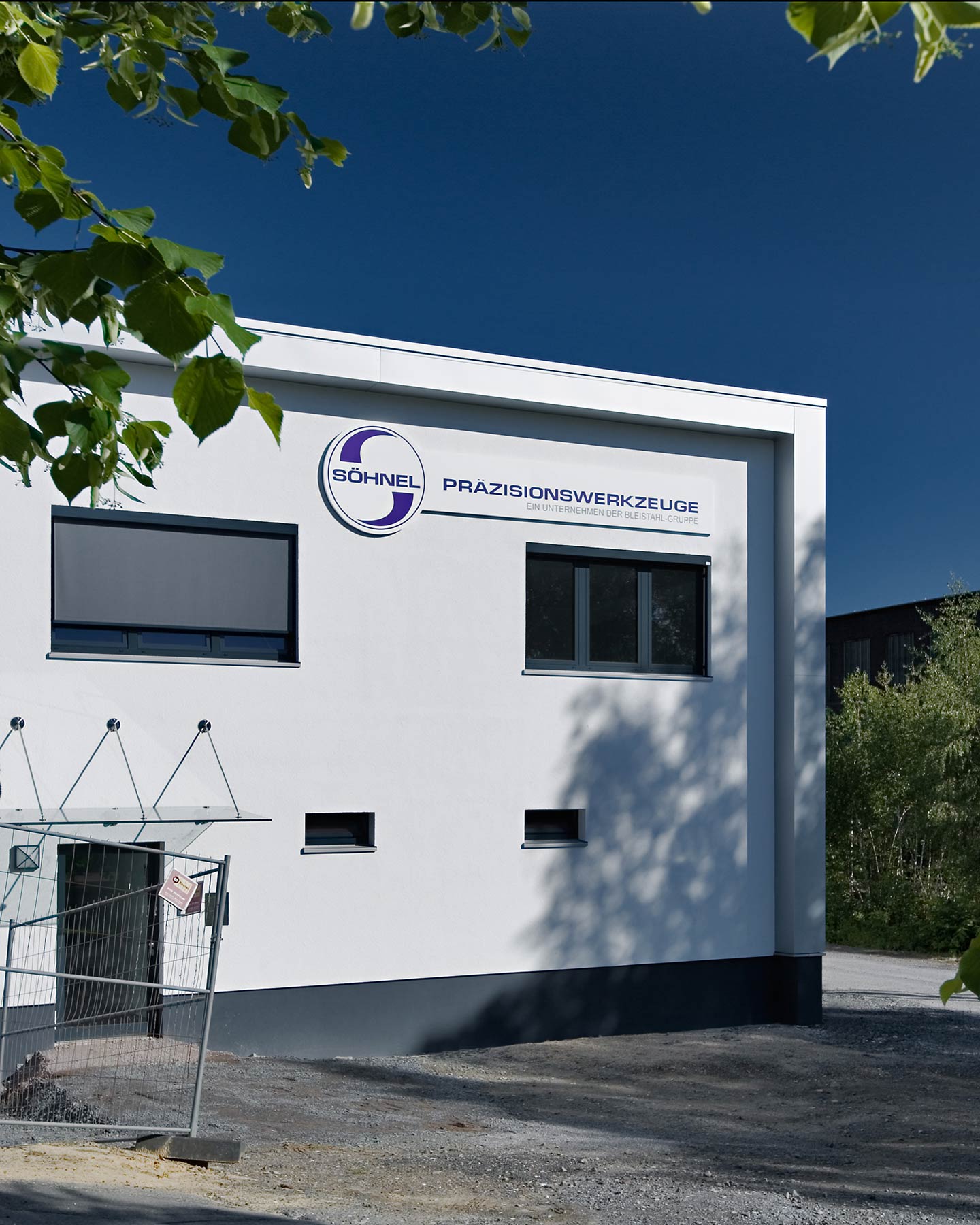 Neubau einer Fertigungshalle für einen Automobilzulieferbetrieb Wetter