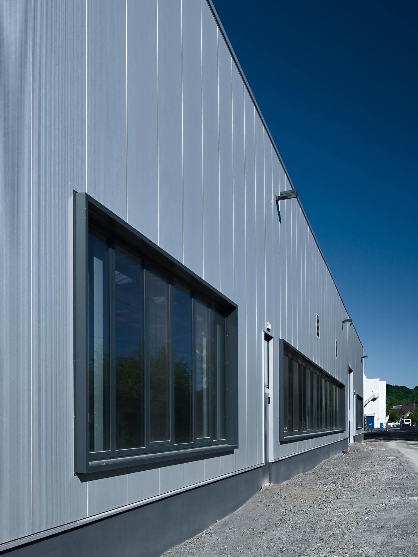 Neubau einer Fertigungshalle für einen Automobilzulieferbetrieb Wetter