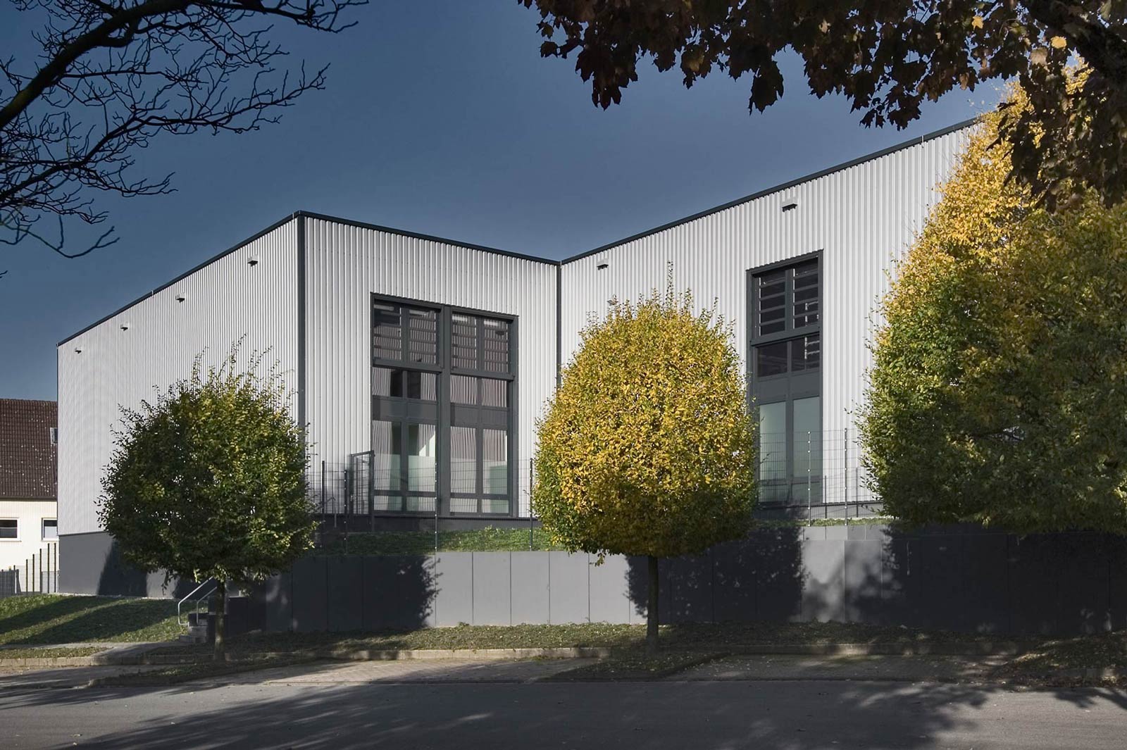 Neubau einer Produktionserweiterung für einen Automobilzulieferbetrieb Schwelm