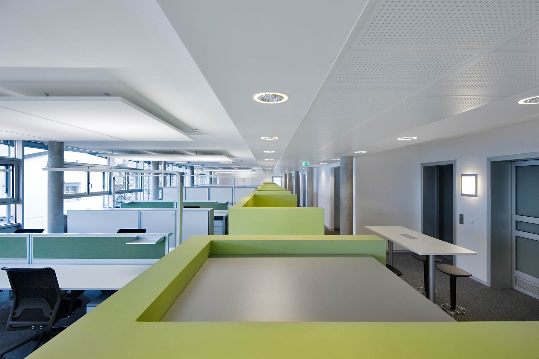 Modernisierung Hauptverwaltungsetage Bleistahl Arbeitsplätze Großraumbüro
