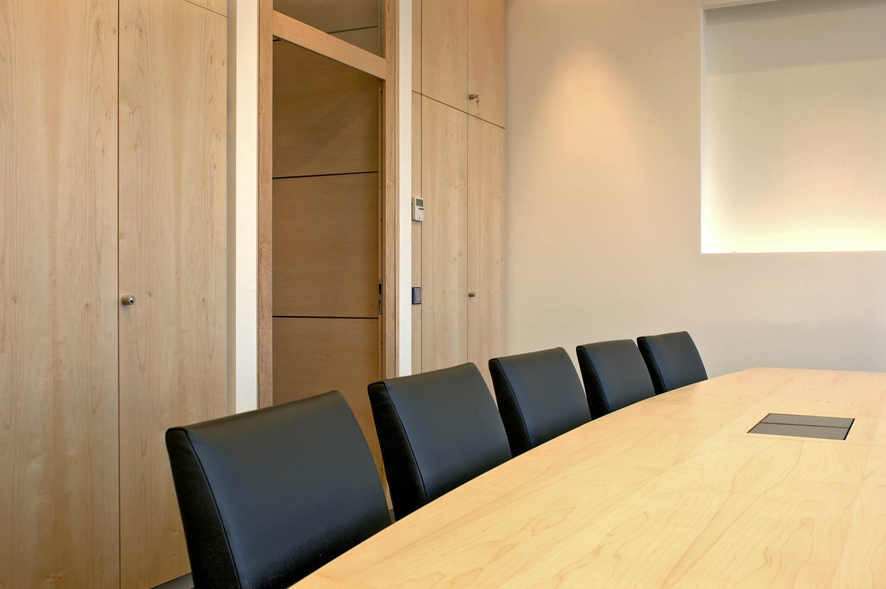 Büroetage Deutsche Edelstahlwerke FQP-Gebäude Besprechungsraum