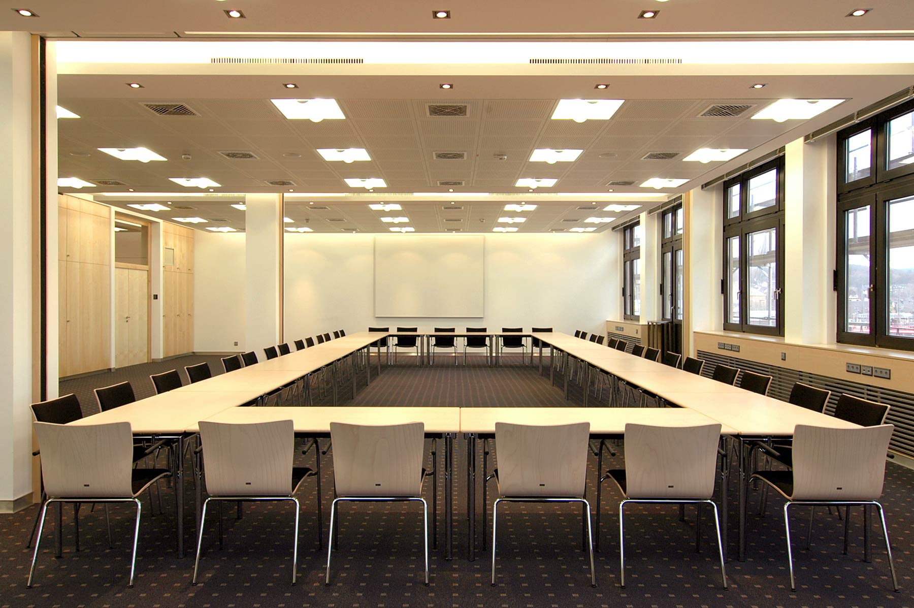 Büroetage Deutsche Edelstahlwerke FQP-Gebäude Seminarraum