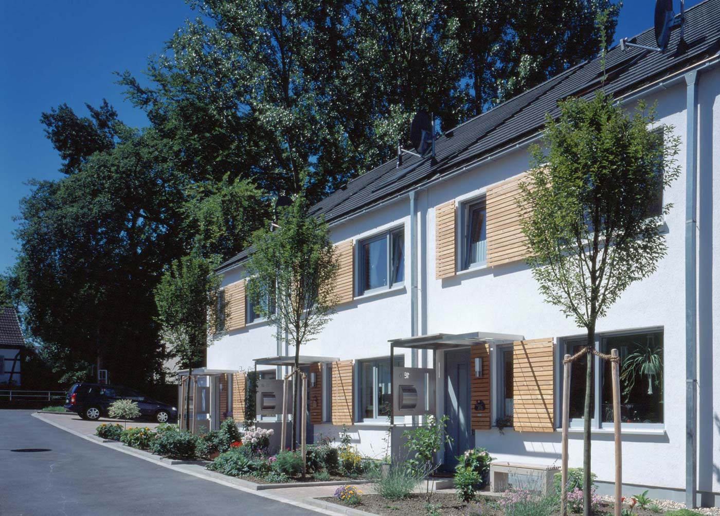 Wohnsiedlung 25 Einfamilienhäuser Witten Außenansicht Eingänge
