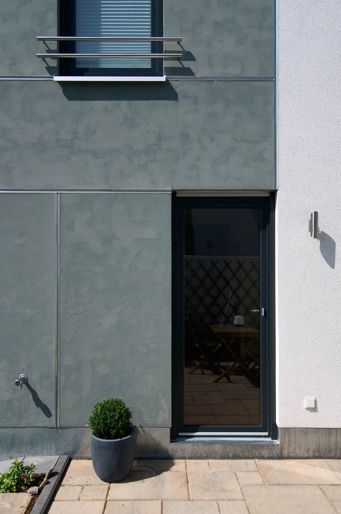 Wohnsiedlung 14 Einfamilienhäuser Witten Rückseite Terrassentür